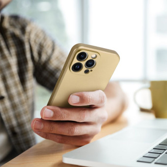 METALLIC tok iPhone 16e / SE4 2025 arany